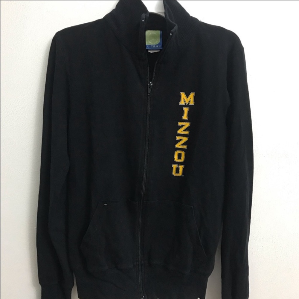 Juniors L Mizzou jacket 1 pocket needs stitched